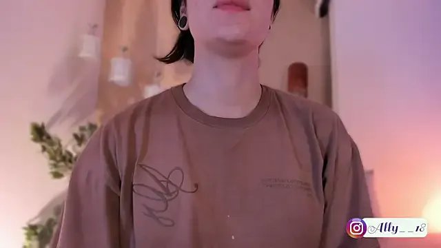 Ally_addams on StripChat