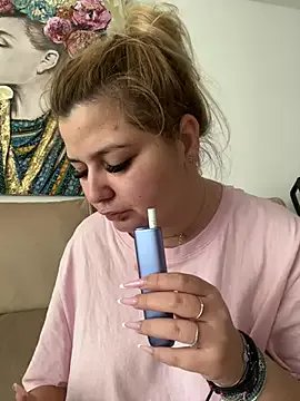 AllysonK on StripChat