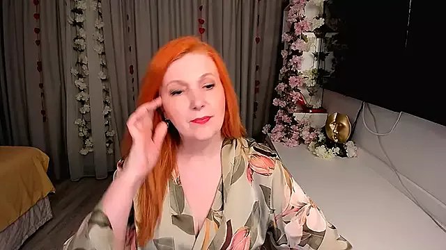 Almaz-Fire-Fox-One on StripChat