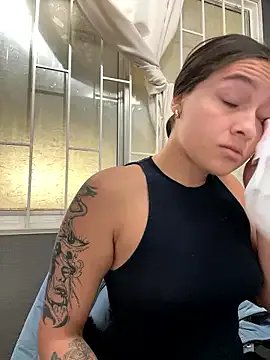 Alyha_Cortes on StripChat