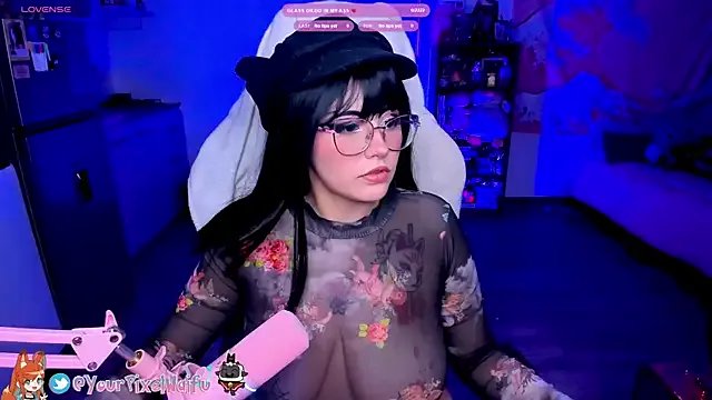 AlyssaRomanova on StripChat