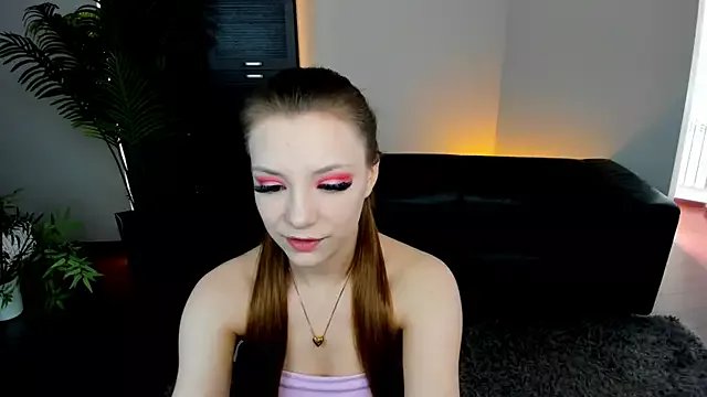 AmandaGracy_1 on StripChat