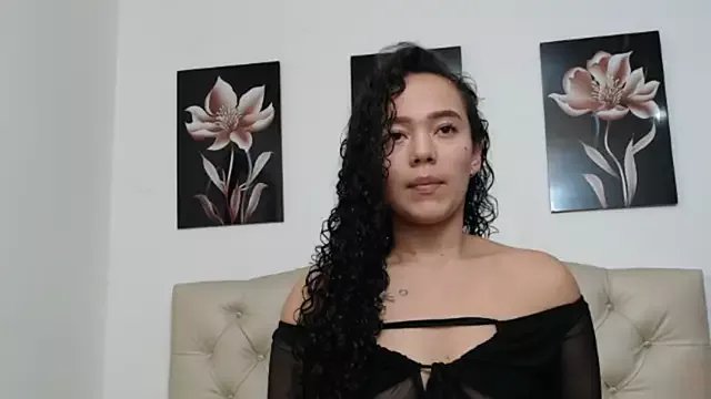 amaranta_f00x on StripChat