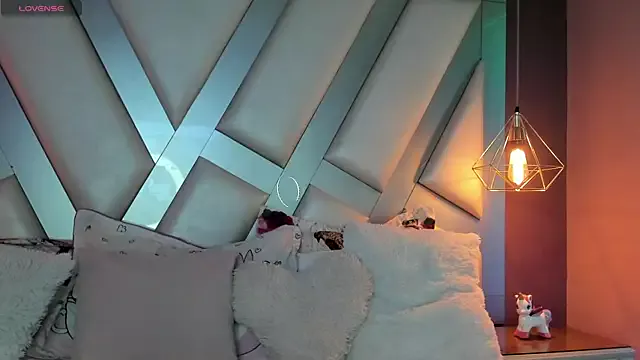 Offline Amber_villalobos_ on StripChat