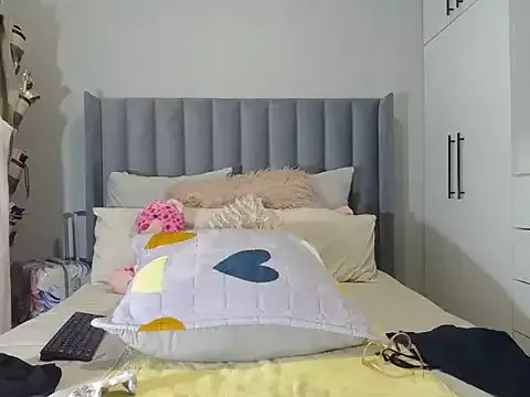 Amberbela on StripChat