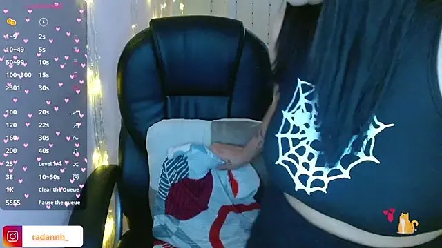 AmberGoddess_ on StripChat