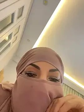 Amberonee31 on StripChat