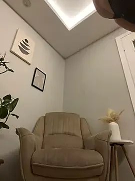 Amberonee31 on StripChat