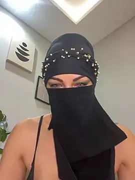 Amberonee31 on StripChat