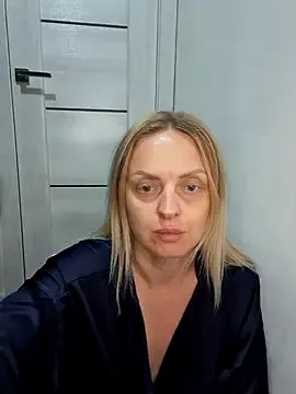 Ami_Foxy on StripChat