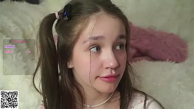 AmiLewis on StripChat