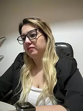 amooraaamoon on StripChat