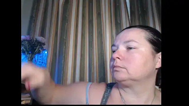 amorelara on StripChat