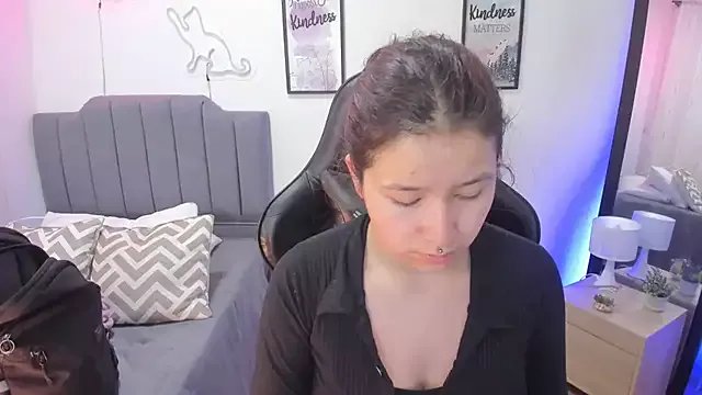 Amy_joones on StripChat