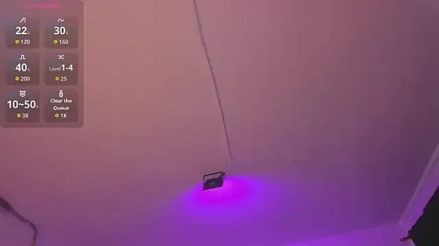 Amy_Kiitty_ on StripChat