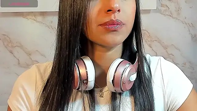 AmyBarton02 on StripChat