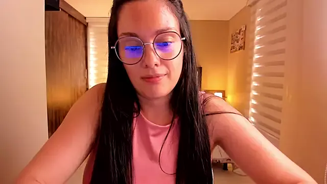 anabel_025 on StripChat 