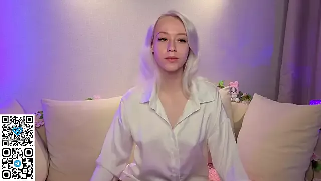 Freechat Anadeyaaa on StripChat