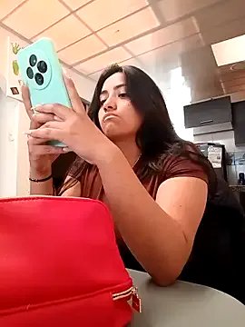 ANDREA-10_ on StripChat