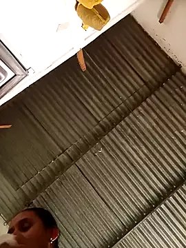 Andreita_95 on StripChat