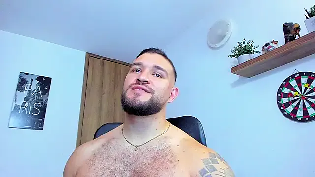 Offline AndrewDiaz on StripChat