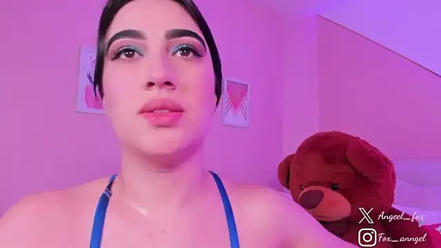 angeel_fox on StripChat