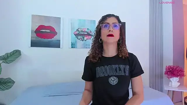 Angela_donnato on StripChat