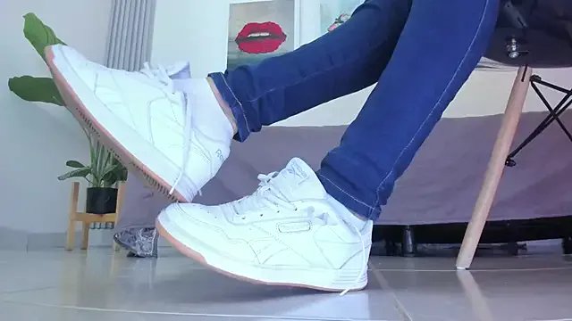 Angela_donnato on StripChat