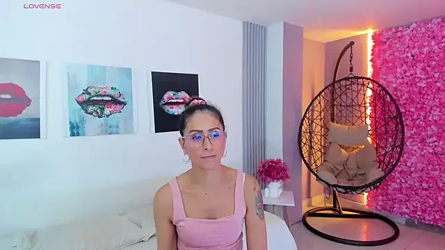 Angela_donnato on StripChat