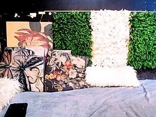 AngelEbony on StripChat