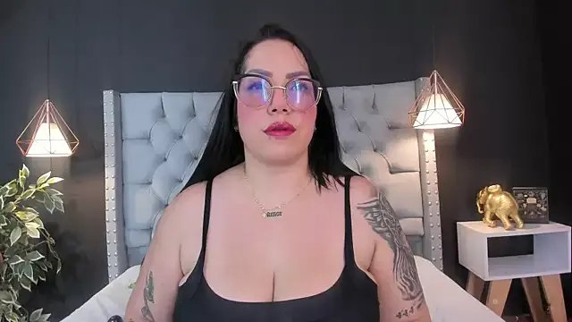 angeline_blake_ on StripChat