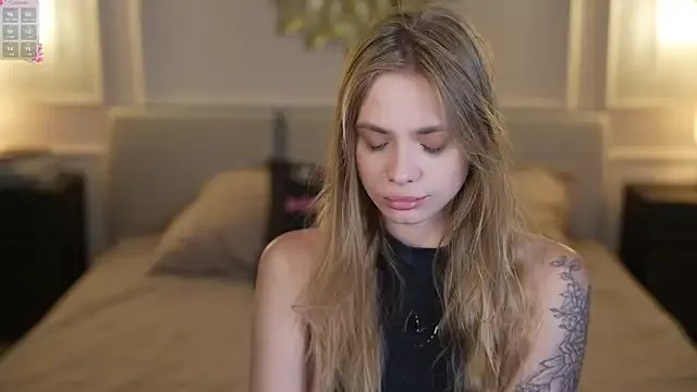 Angy_Netal on StripChat