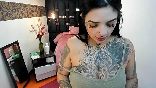 Anhell7_x on StripChat