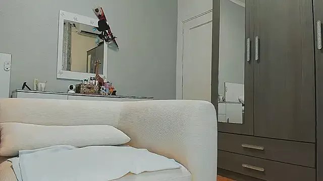 anisialuna_ on StripChat