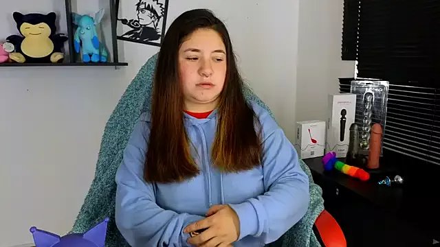 ann_bronw on StripChat