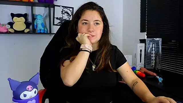 ann_bronw on StripChat