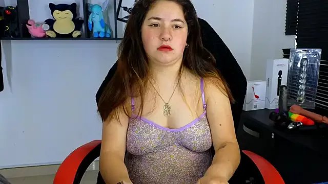 ann_bronw on StripChat