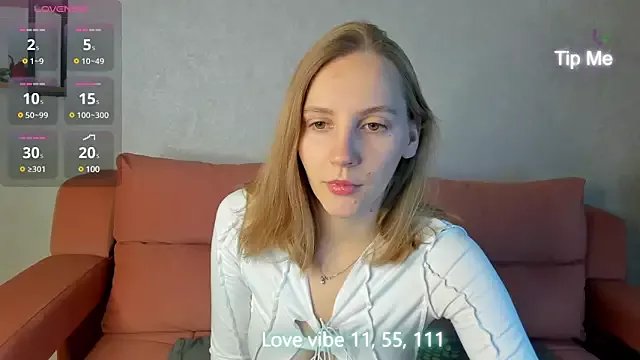 Anna_Chelsea on StripChat