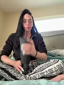 Offline annablisss on StripChat