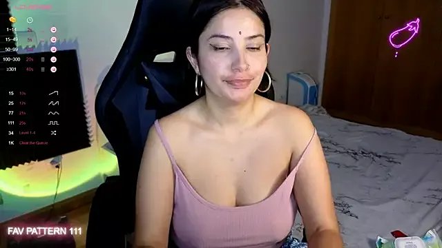 AnnaQueen on StripChat