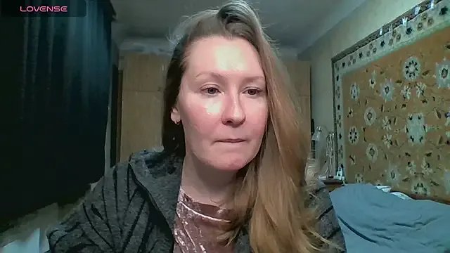 AnnaXLovers on StripChat