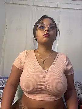 AnnePrince- on StripChat 