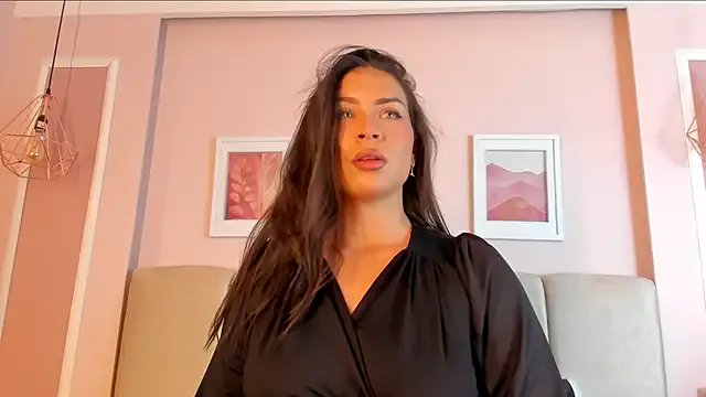 Annie_rhoades on StripChat