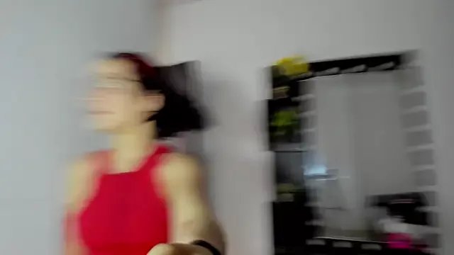 Annyrosee on StripChat