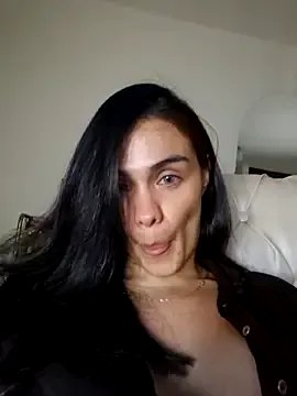 Antonella_Maxwell on StripChat