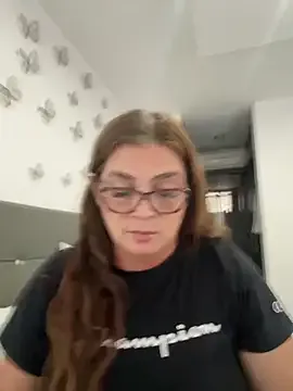 Offline AntonellaVioleta on StripChat