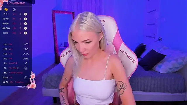 AnyaTaylor_ on StripChat 