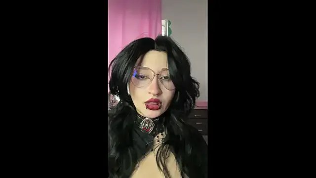 Aoidandelion on StripChat