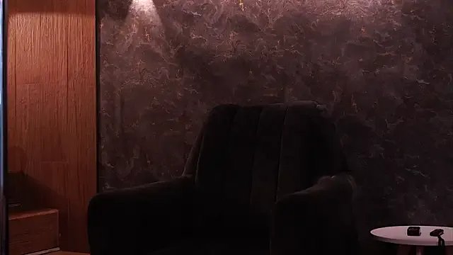 Ariaa_Isabell on StripChat