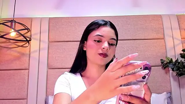 AriaBelles on StripChat